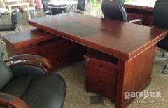 天津鵬飛辦公家具廠坐落于香河家具城南