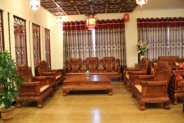 夏季紅木家具保養(yǎng)